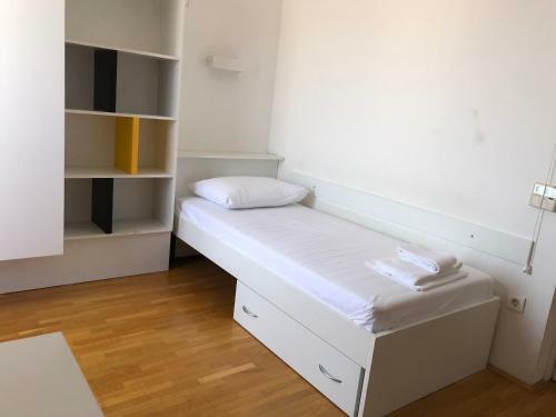 Albergue Rooms Kampus