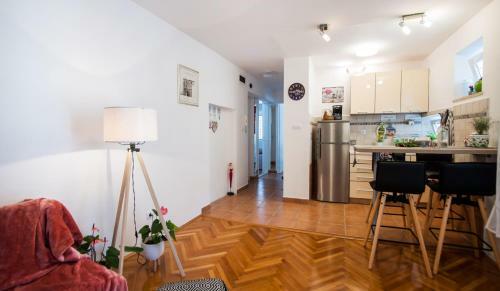 Apartment Dumaneo Art