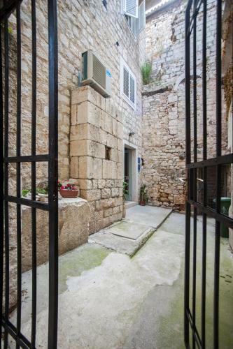 Apartment Dumaneo Art