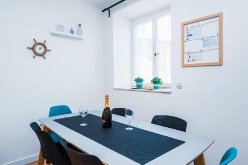 Immaculate 3-bed Apartment In Split
