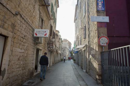 Impeccable 3-bed Apartment In Split