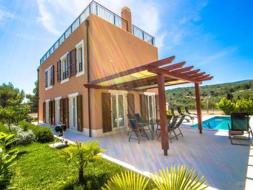 New Villa With A Private Pool And Sea View Top Terrace