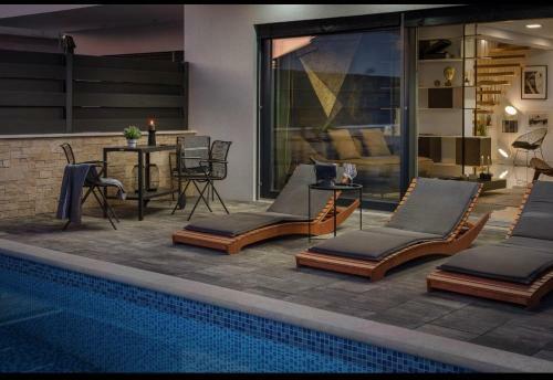 Villa Joe Luxury Villa Near Vodice, Pool & Jacuzzi