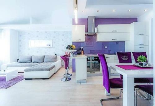 Family Apartment With Wifi And Air-condition