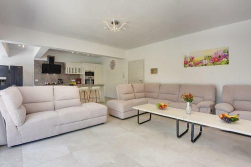 Villa Edis