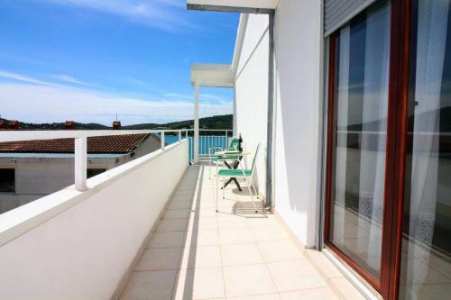Apartment With 2 Bedrooms In Tisno With Wifi