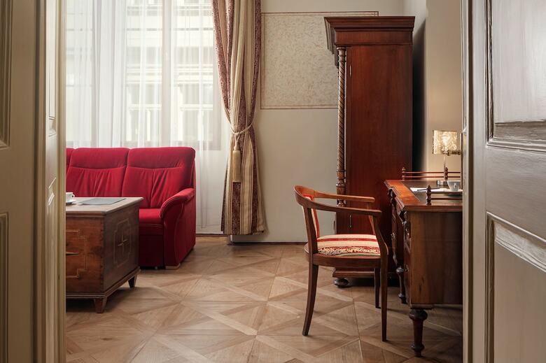 The Charles Hotel