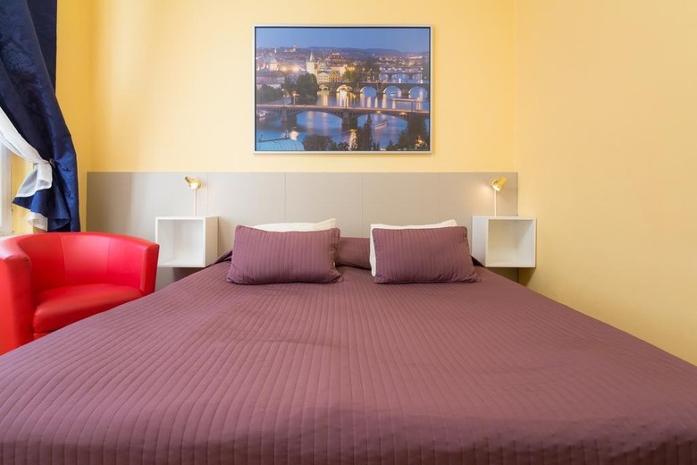 Hotel City Crown