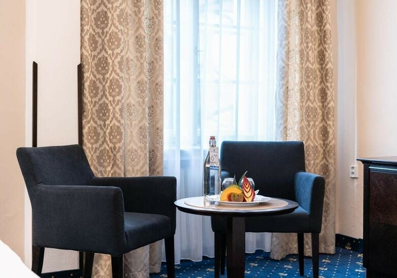 Pytloun Old Armoury Hotel Prague, Star� Zbrojnice