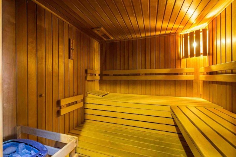 Hotel Selsky Dvur - Bohemian Village Courtyard