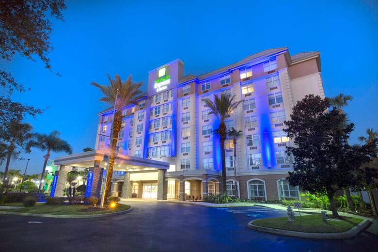 Hotel Country Inn & Suites Calypso Cay