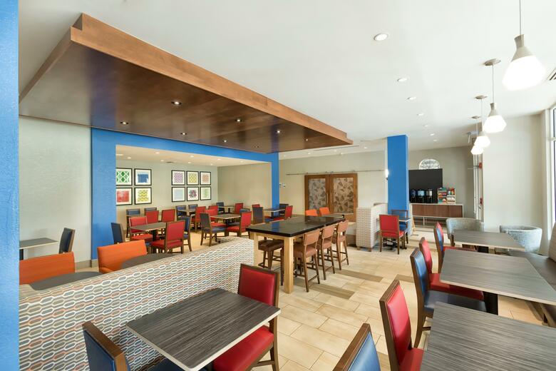 Hotel Country Inn & Suites Calypso Cay