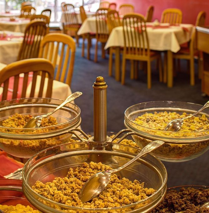 Luxury Family Hotel B�l� Labut