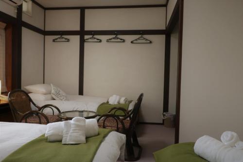 Bed & Breakfast Resort Inn White Silver