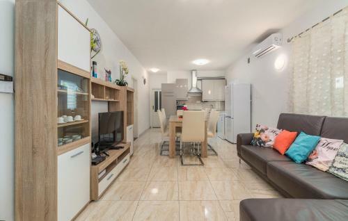 Holiday House Vlahovich
