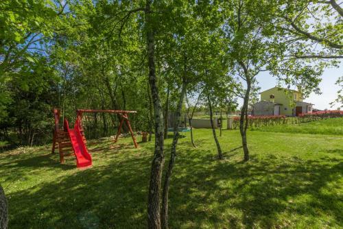Villa Gardenia With Pool, Garden And Jacuzzi