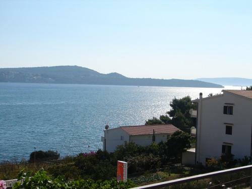 Apartments Milka - 100m From Sea