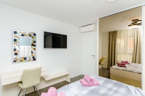 Apartments Crystal Luxury