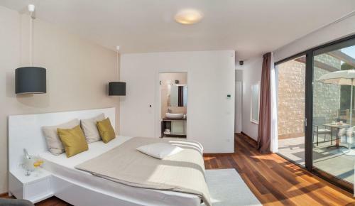 Beachfront Villa Sunce On Ciovo Island