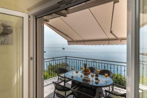 Apartamentos Daniela - Amazing Sea View