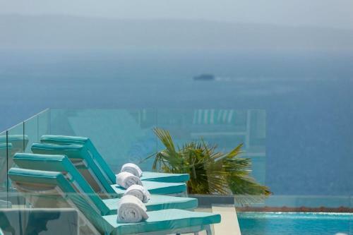 Luxury Villa Riva With Infinity Pool