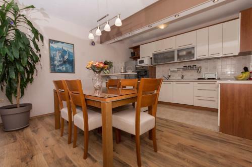 Apartment Marijan - Beautiful View