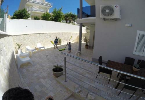 Apartment Marinela-with Pool