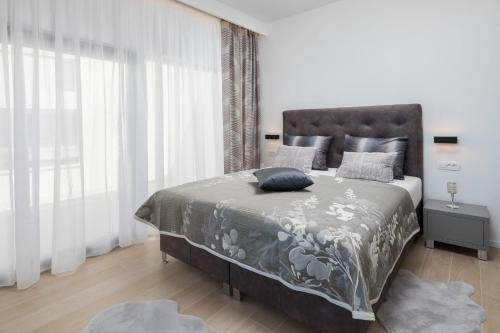Luxury Villa Gold Pearl With Pool