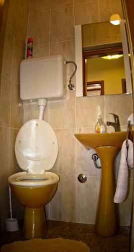 Apartment Kate-35m From Sea