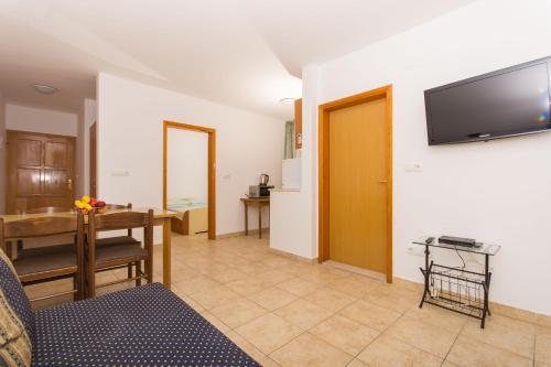 Apartments Ciovo