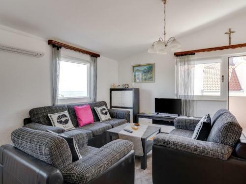 Apartment Lucija Near Trogir