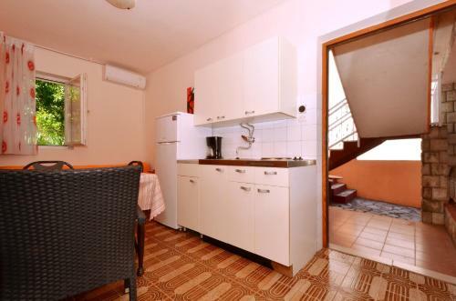 B - Apartment With Terrace With The Sea View