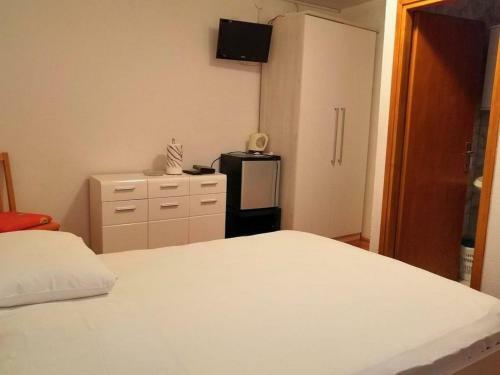Apartment And Rooms Ruza