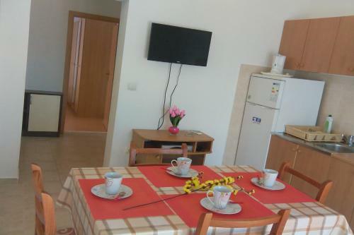 Sea View Apartments - 100 M To Beach - Tanya V