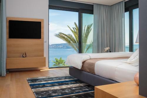 Ultraluxury Villa Elyzeum With Heated Pool