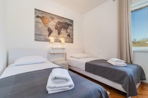 Holiday Home With Pool And Garden