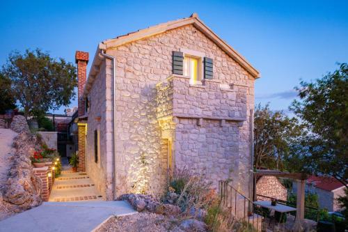 The Stone House 1777