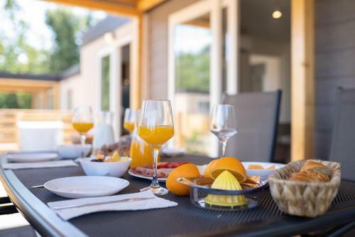 Mediteran Kamp Mobile Homes In Camping Park Umag