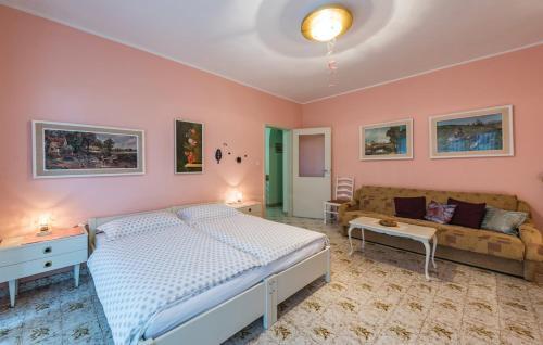 Apartments Ederina 290