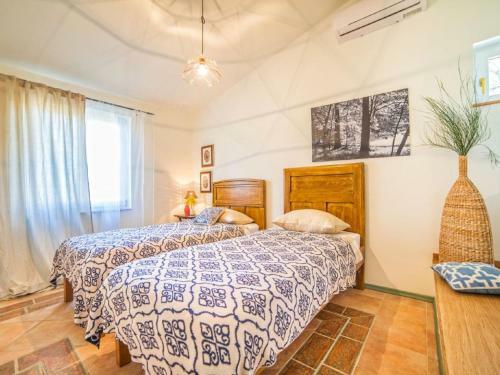 Peaceful Holiday Home In Umag With Swimming Pool