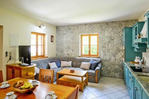 Stone House Luka