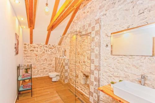 Heritage House With Heated Pool Vrime