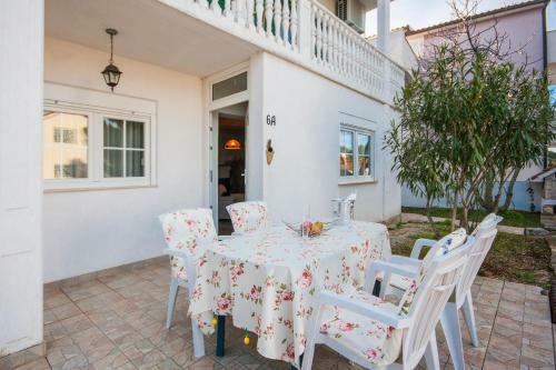 Terra Mare Apartments