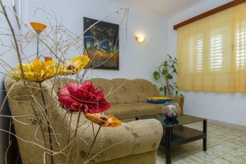 Apartment Petar - By The Sea