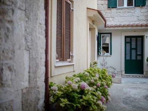 Villa For 6 Guests Only 50 Meters From The Beach Sv Ivan