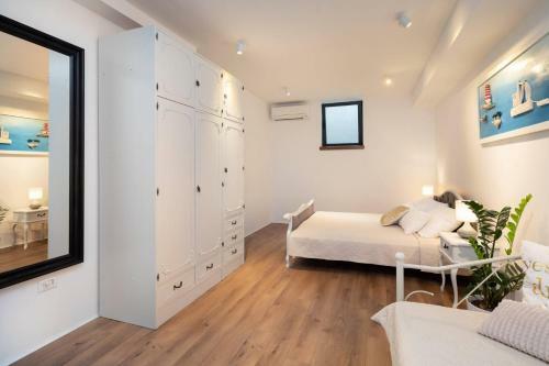 Kastel Luksic Villa Sleeps 15 Pool Air Con Wifi