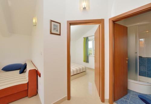 Apartments Ljuba - 200m From Beach