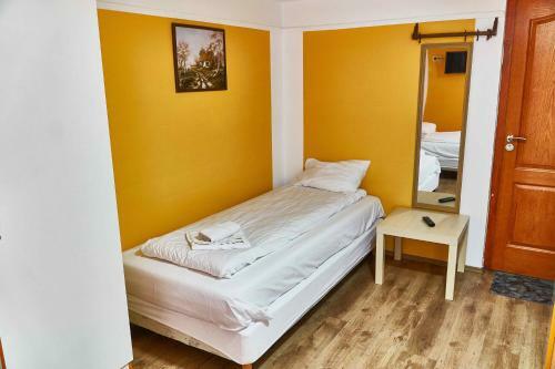 Center Hostel And Guest House