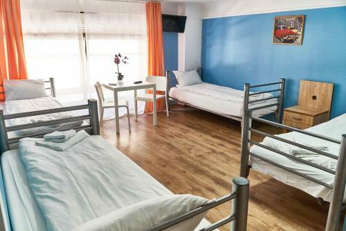 Center Hostel And Guest House