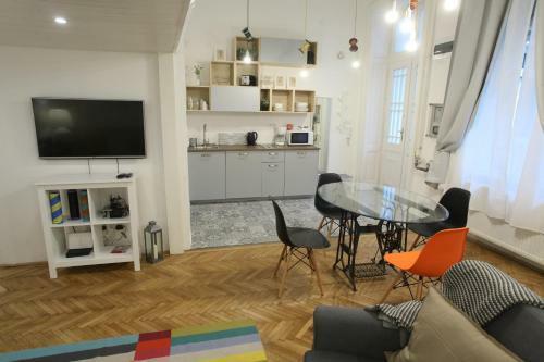D.five Tailor Apartment In The Center